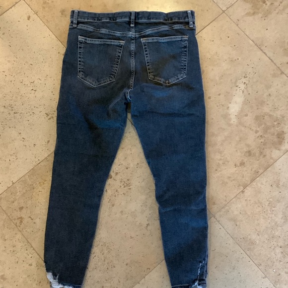 Topshop/ Jamie high waist ripped hem skinny jeans. - Picture 2 of 5